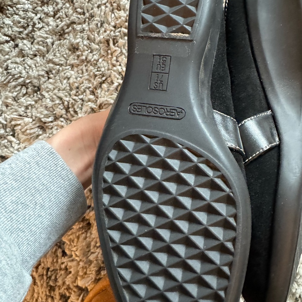 AEROSOLES Black Mules with Buckle Detail - Picture 3 of 4